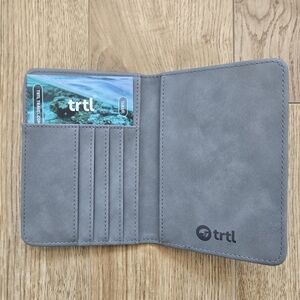 NEW ❤️ Passport & Travel Document Wallet by TRTL